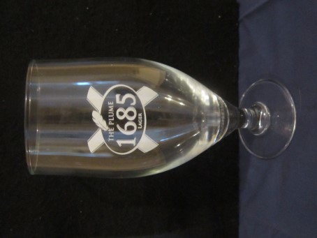 beer glass from the Plume brewery in England with the inscription 'The Plume 1685 Lager'
